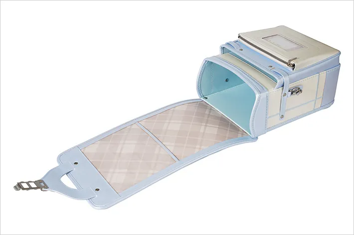 あたたかみと落ちつきを感じるトラディショナルなチェック柄