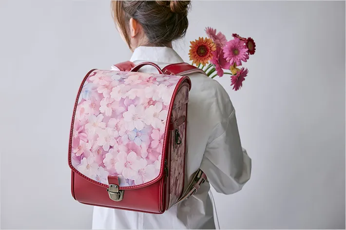 色とりどりの花々が背負うたびに元気をくれる